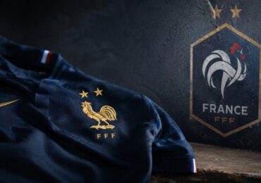 مبابي يقود الانتفاضة بعد تصادم لاعبي فرنسا مع الاتحاد بشأن إعلانات المراهنات قبل كأس العالم