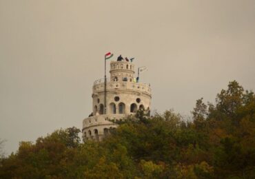 مجلس النواب في المجر يلغي صلاحيات منح التراخيص للمنظمين القمار